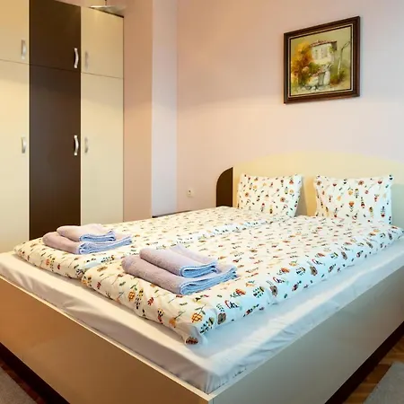 The Viewer - 2br Sofia